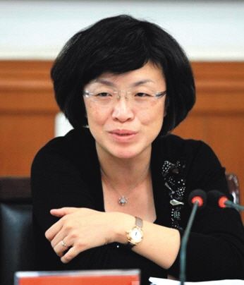 楊曉波 高平市原市長 4月30日涉嫌嚴(yán)重違紀(jì)接受調(diào)查；11月26日被雙開，移送司法機(jī)關(guān)