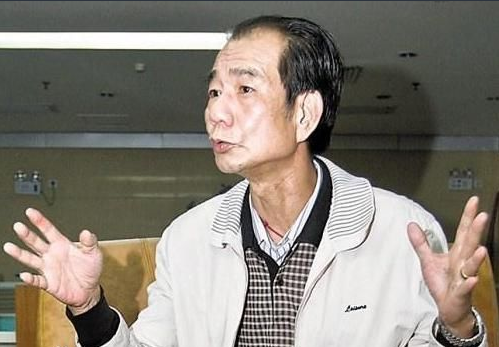 “廣州區(qū)伯”長(zhǎng)沙嫖娼被抓 曾監(jiān)督公車(chē)私用出名 “廣州區(qū)伯”長(zhǎng)沙嫖娼被抓 曾監(jiān)督公車(chē)私用出名