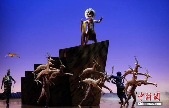 資料圖：6月14日晚，迪士尼經(jīng)典音樂劇《獅子王》中文版在上海舉行全球首演