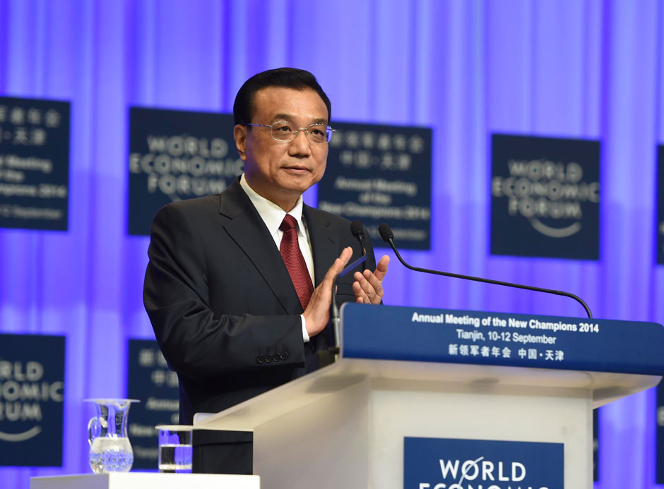 李克強(qiáng)總理出席夏季達(dá)沃斯論壇并發(fā)表開幕式致辭。
