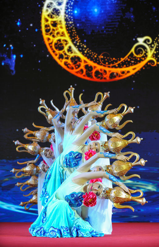 聽豫劇看少林功夫 上合總理會(huì)文藝演出滿滿噠河南特色 聽豫劇看少林功夫 上合總理會(huì)文藝演出滿滿噠河南特色