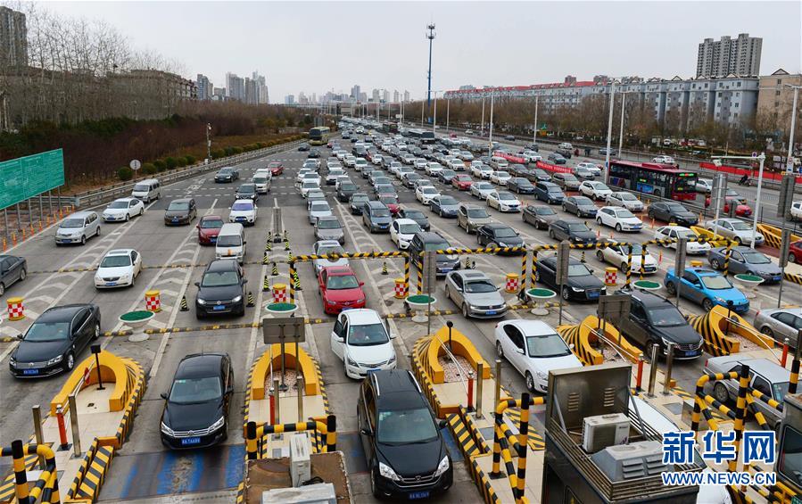 （關(guān)注春運(yùn)）（22）全國(guó)各地迎來(lái)返程客流高峰