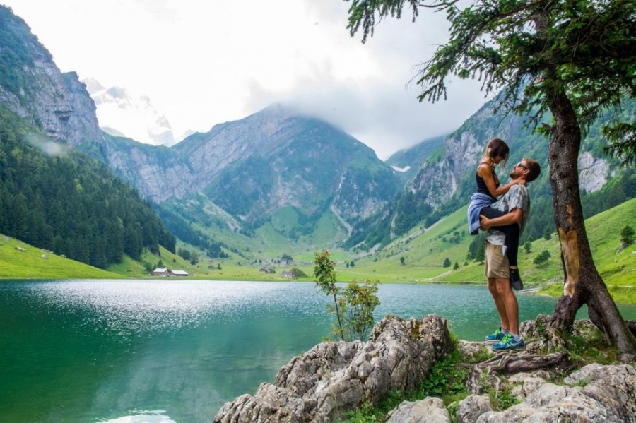 新西蘭夫婦辭職環(huán)游世界 4年去了23個(gè)國(guó)家 新西蘭夫婦辭職環(huán)游世界 4年去了23個(gè)國(guó)家