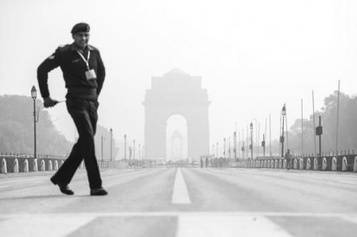 《紐約時報》網站27日配發(fā)的新德里1月某一天的霧霾照片。