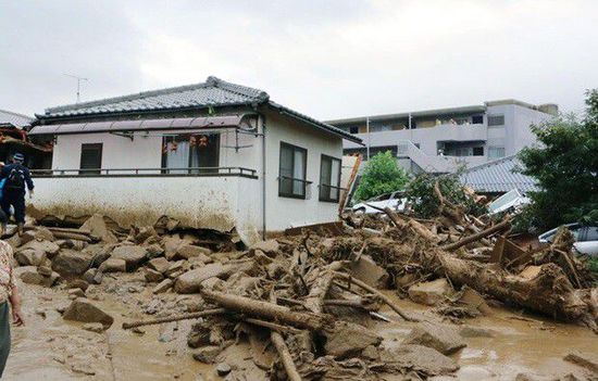 日本廣島泥石流災(zāi)害失蹤人數(shù)升至43人 死亡39人 日本廣島泥石流災(zāi)害失蹤人數(shù)升至43人 死亡39人