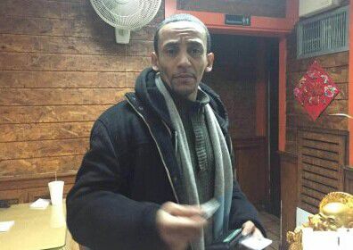 涉案的男性騙徒。（美國《世界日報》/受害商家提供）