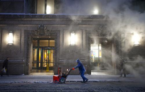 特大暴風(fēng)雪襲擊美國東北部，多州進(jìn)入緊急狀態(tài)。