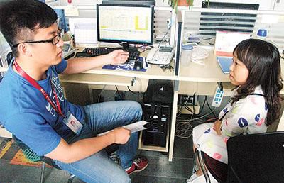 女生身高1米求職遭歧視 被問(wèn)能否夠到電腦桌