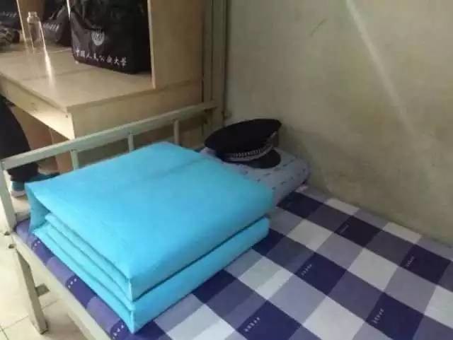 這個(gè)學(xué)校的男生宿舍火了！女同學(xué)都喊著要嫁