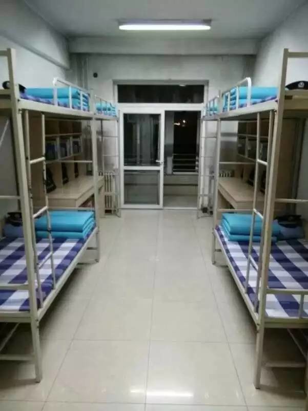 這個(gè)學(xué)校的男生宿舍火了！女同學(xué)都喊著要嫁