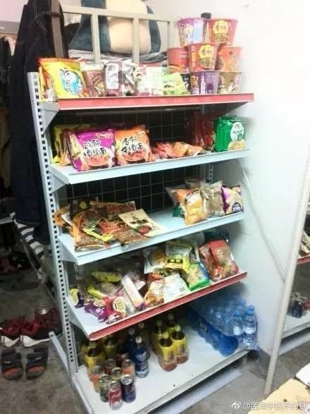 這個(gè)學(xué)校的男生宿舍火了！女同學(xué)都喊著要嫁