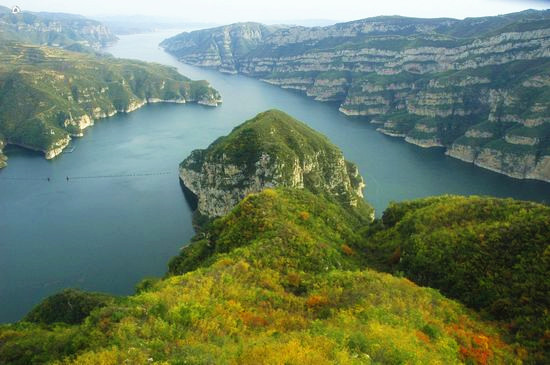到黃河三峽“飛”黃河、拜孔子、探溶洞