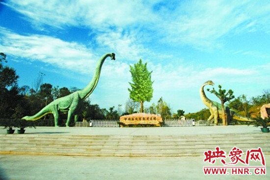 美不勝收 爬山、游園、賞奇觀（組圖）