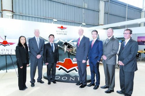 　　在今年的珠海航展上,河南人民看到一個(gè)熟悉的國(guó)際飛機(jī)品牌——美國(guó)穆尼飛機(jī)。