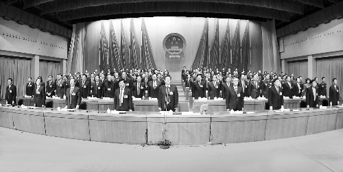 　1月20日下午，省十二屆人大三次會(huì)議閉幕　河南日?qǐng)?bào)記者 郭宇/攝