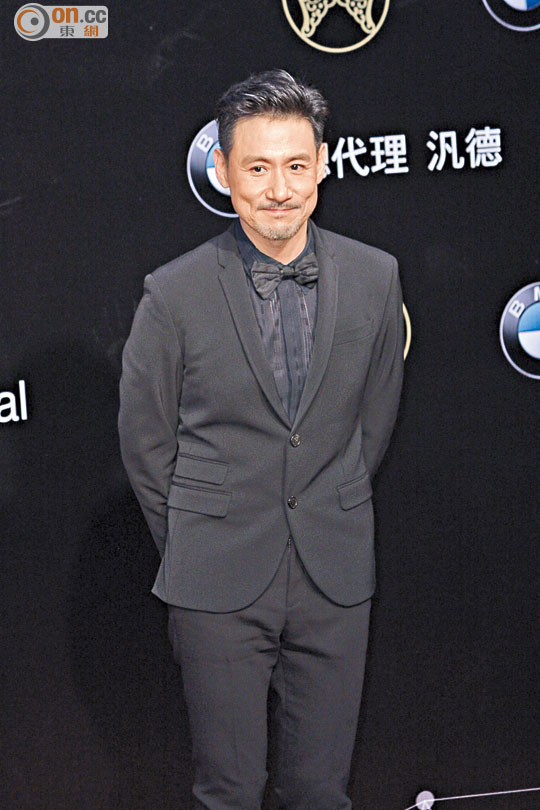 張學(xué)友排除萬(wàn)難出席金曲獎(jiǎng)。